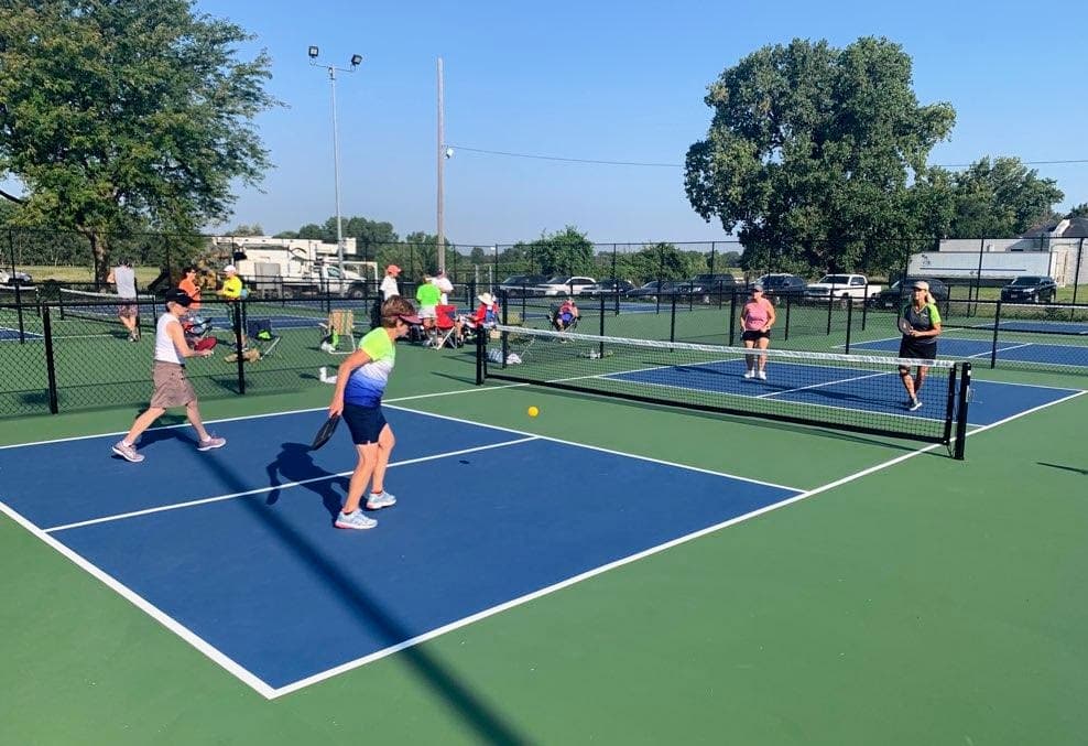 Riverside Park pickleball courts