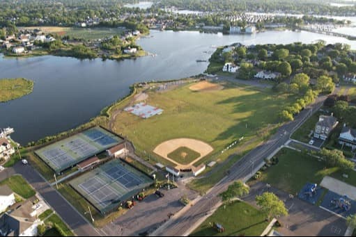 Monmouth Beach pickleball courts