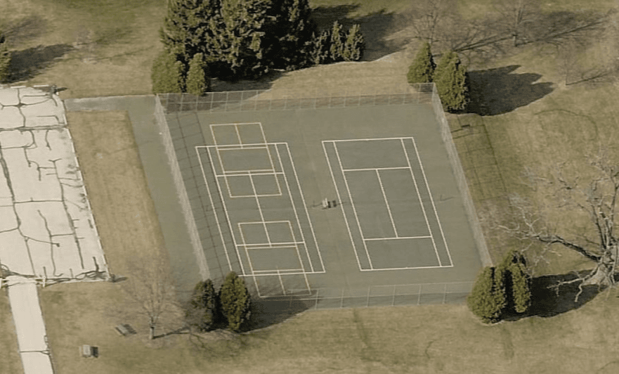 Camelot Park pickleball courts