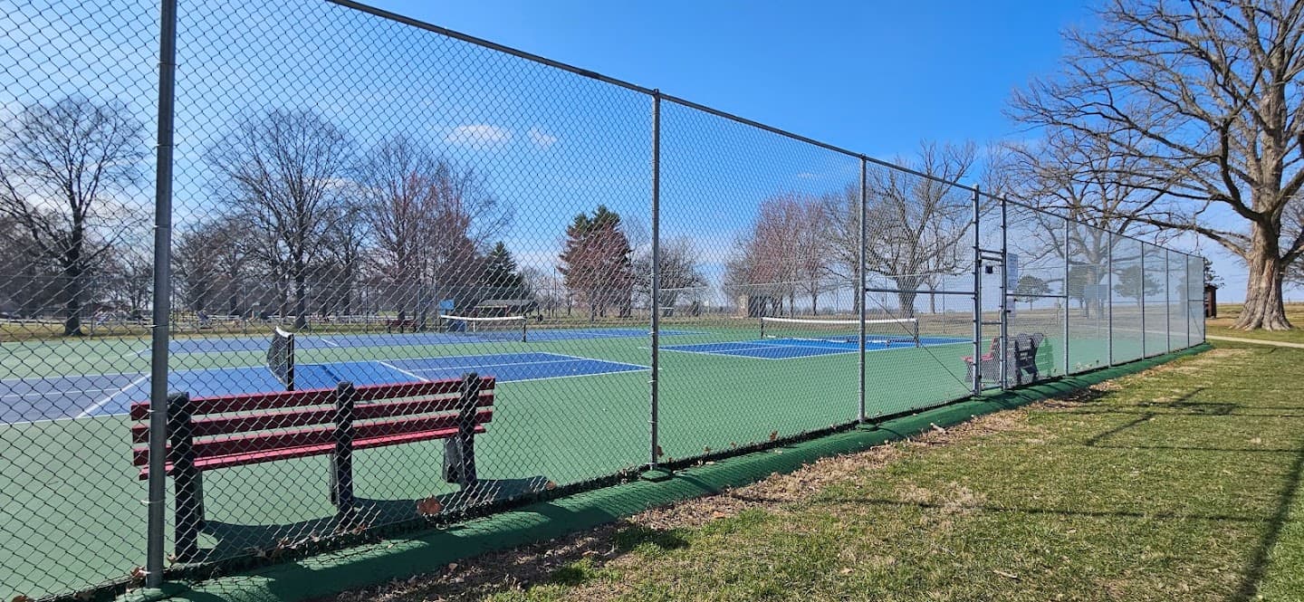 Horner Park pickleball courts
