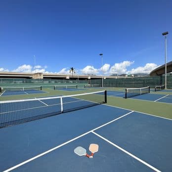 Keʻehi Lagoon Beach Park pickleball courts