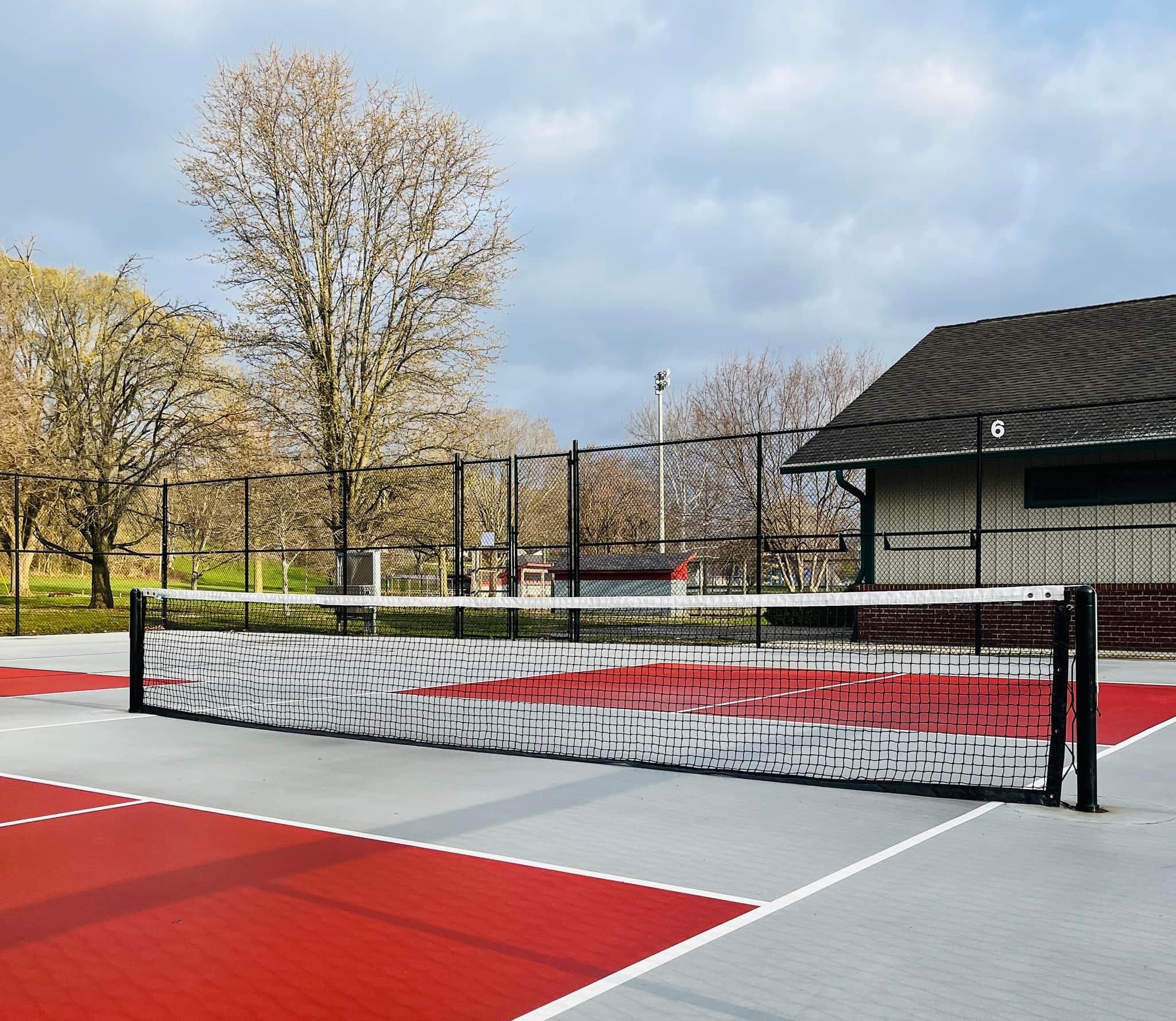 Ellis Park pickleball courts