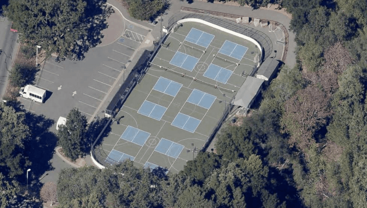 Lafayette Rink pickleball courts