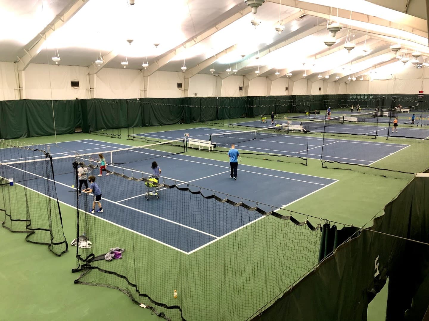 Camargo Racquet Club pickleball courts