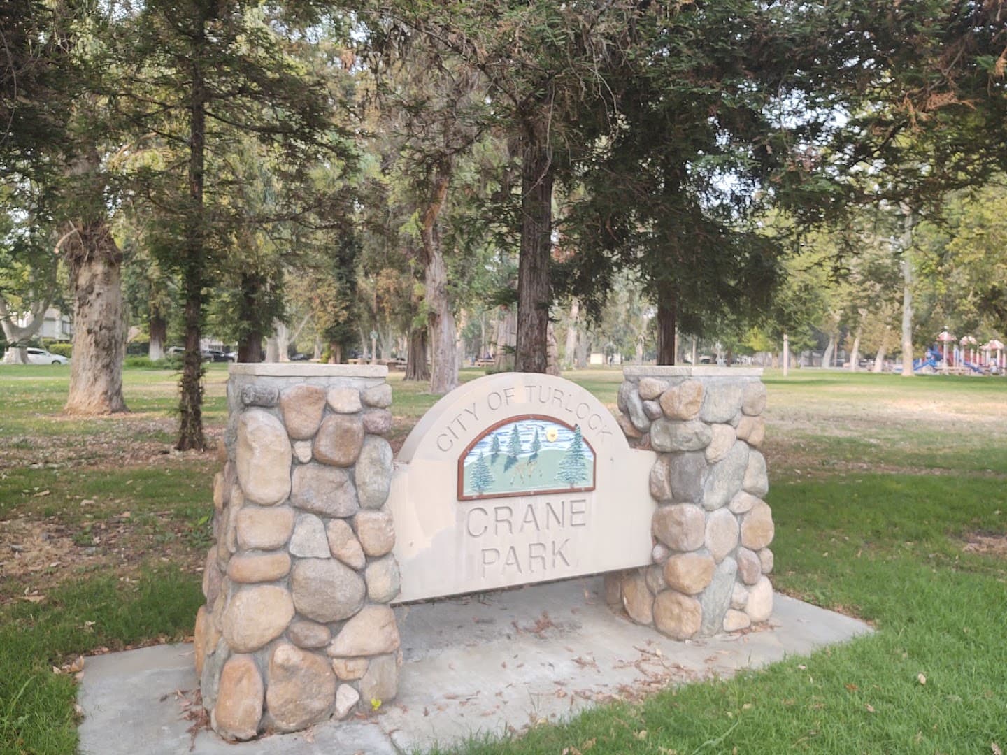 Crane Park pickleball courts