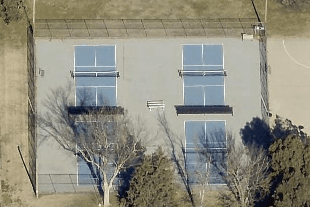 Lindsborg South Park pickleball courts
