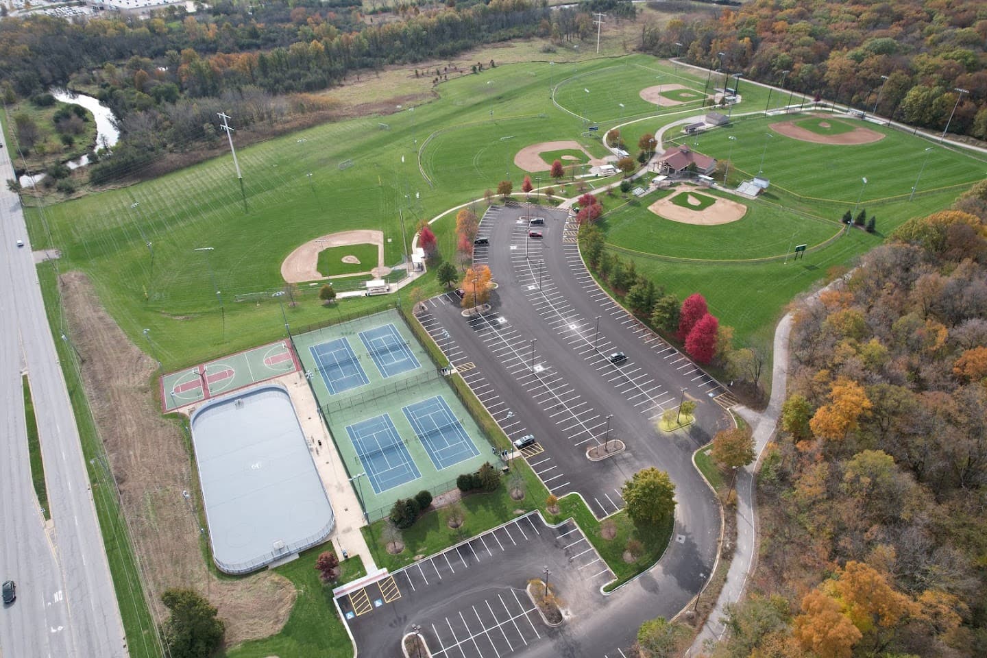 Naperville Park District - Dupage River Sports Com pickleball courts