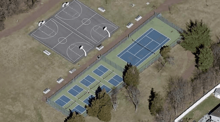 Castleton Park pickleball courts