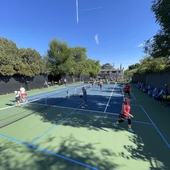 Club Osa pickleball courts