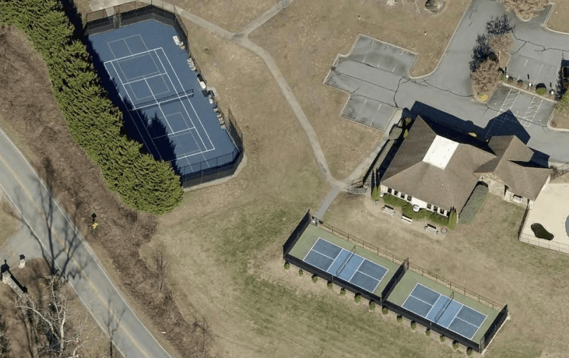 Cummings Cove Golf & Country Club pickleball courts