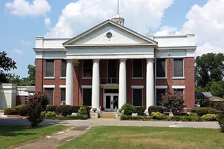 Dardanelle Community Center pickleball courts