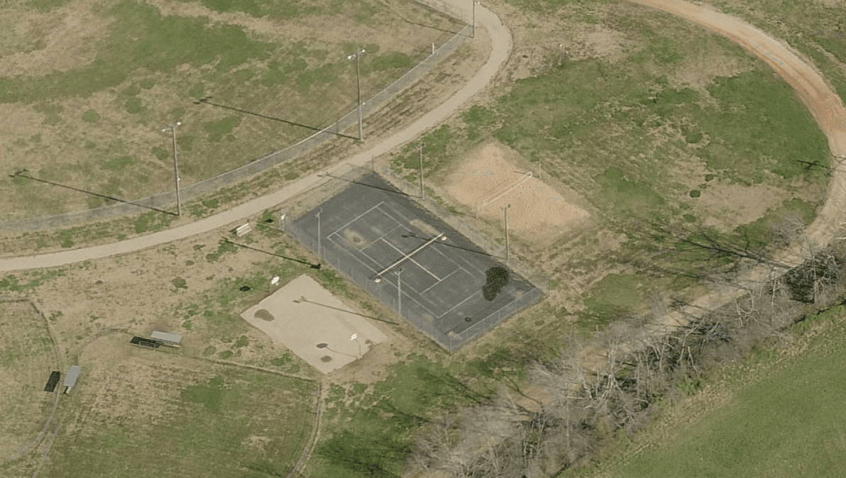 Riverfront Park pickleball courts