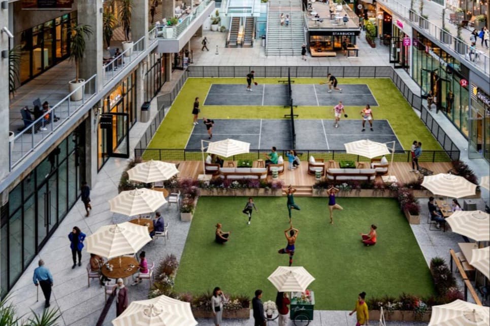Ballers L.A. pickleball courts