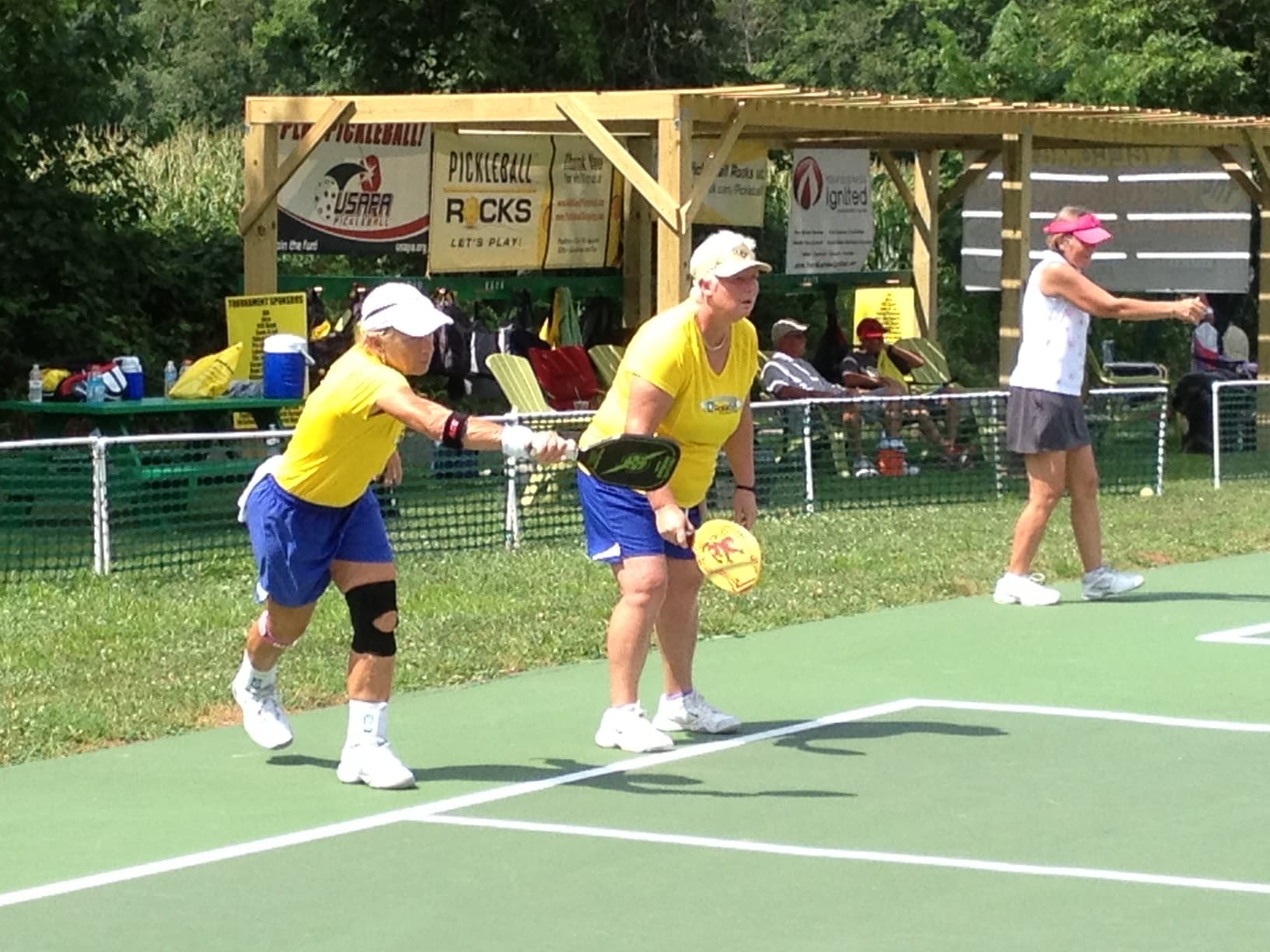 County Parks & Recreation pickleball courts