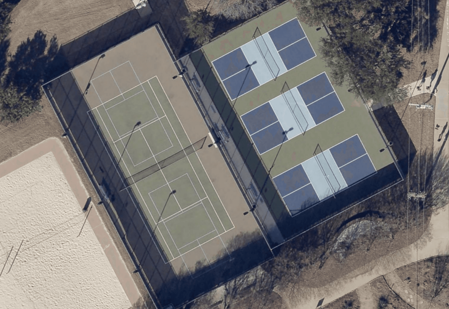 Addison Athletic Club pickleball courts