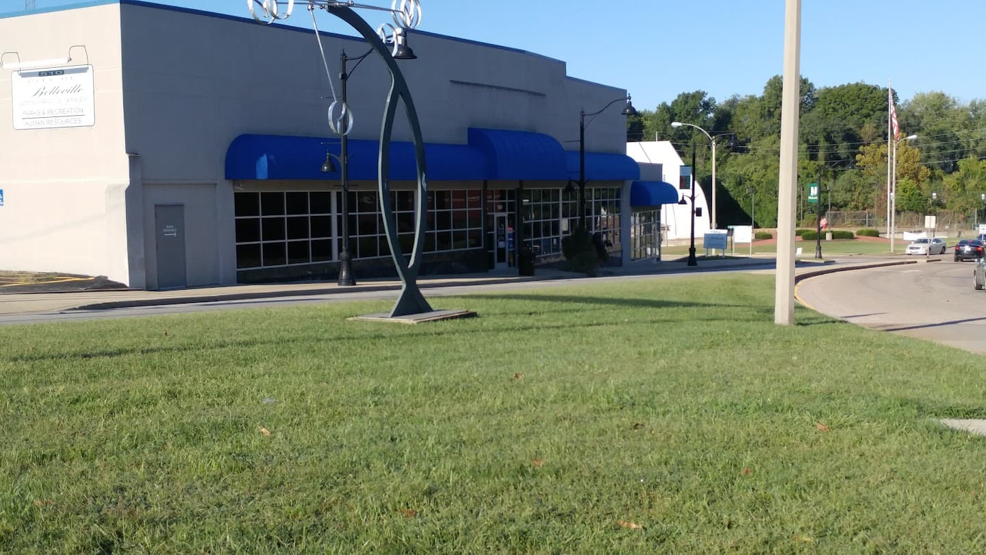 Belleville recreational center pickleball courts