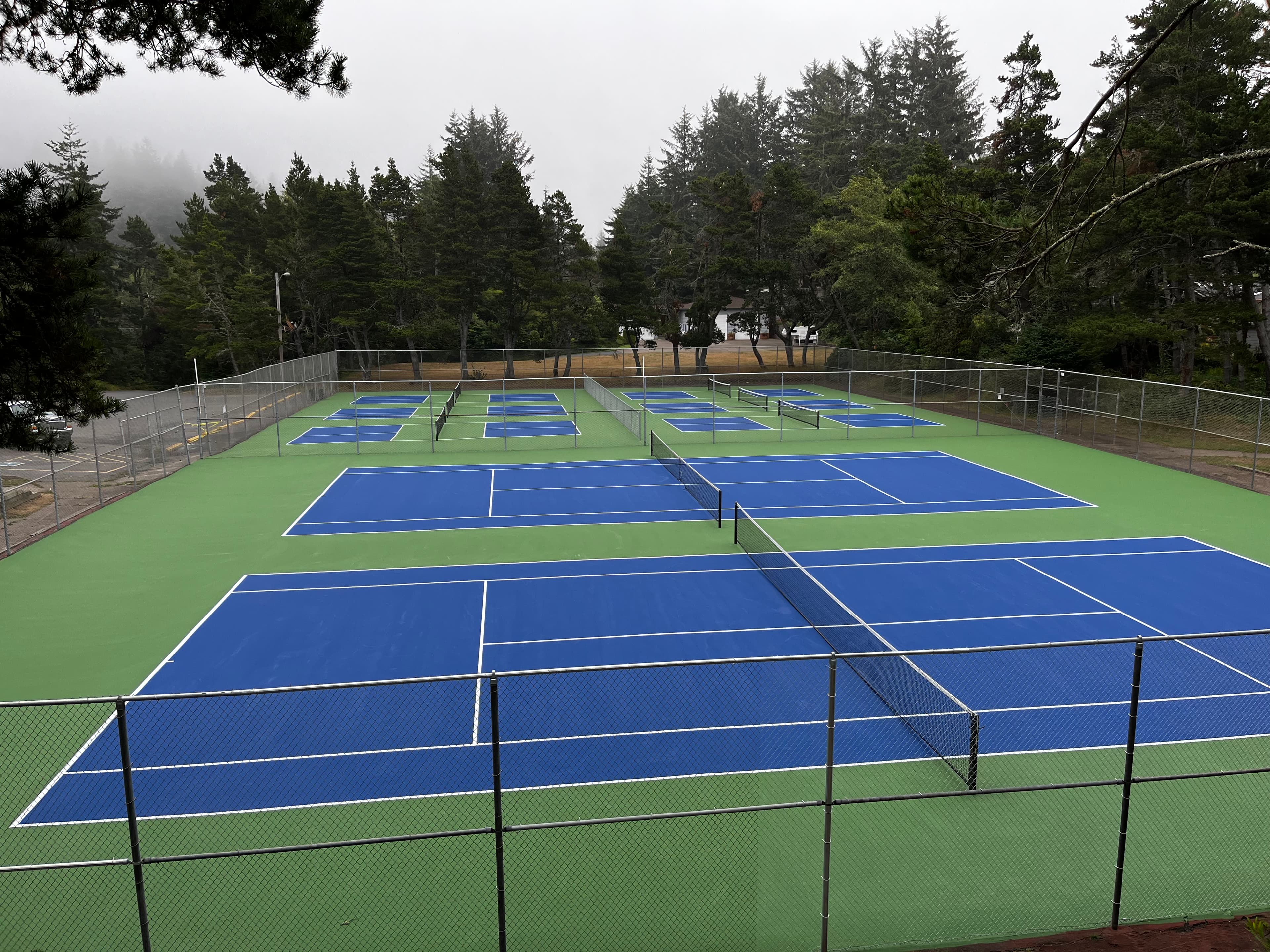 Frank V Wade Memorial Park pickleball courts