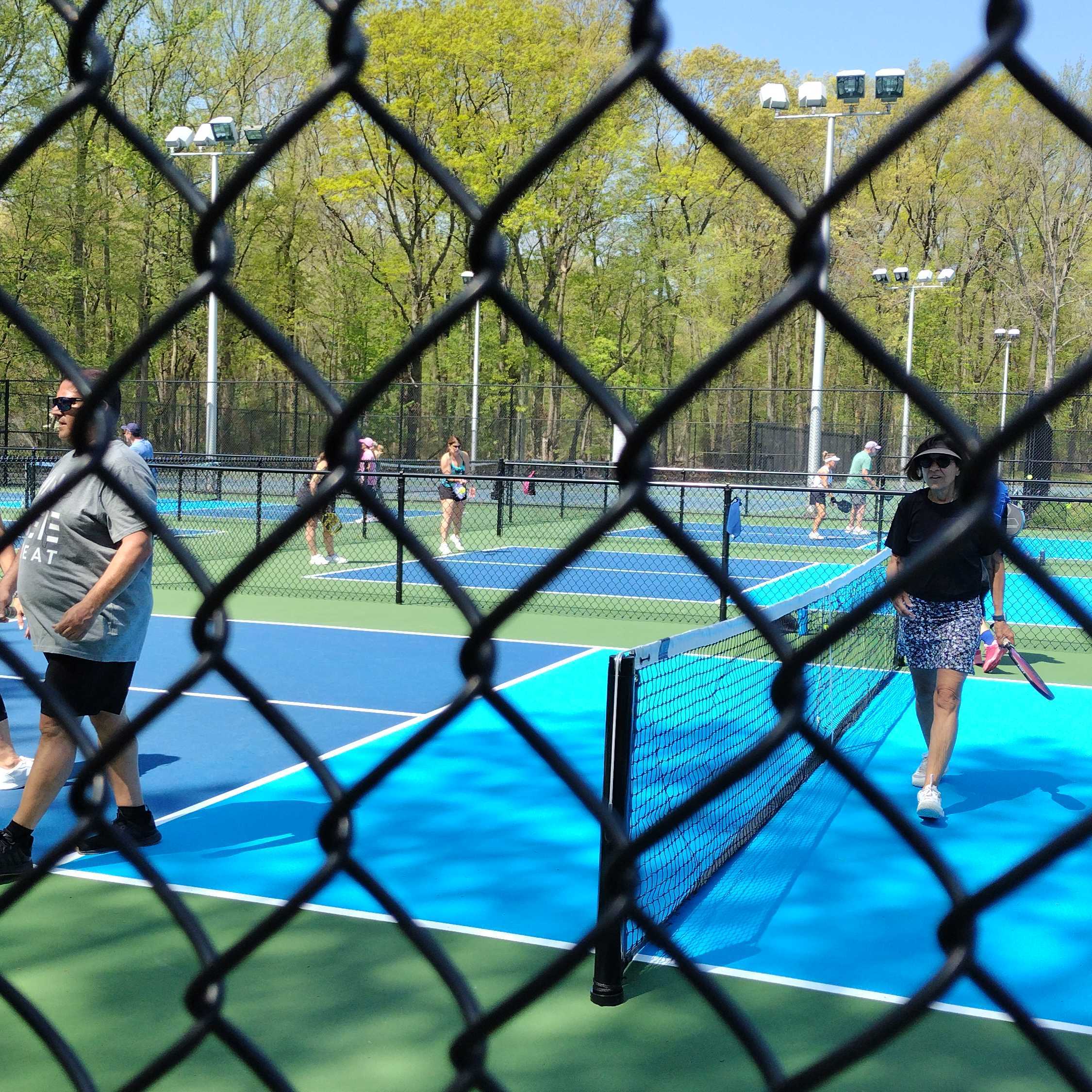 Marlboro Swim Club pickleball courts