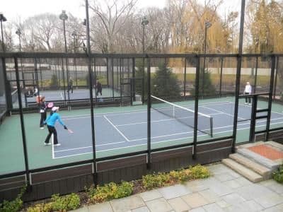 Crest Hollow Country Club pickleball courts