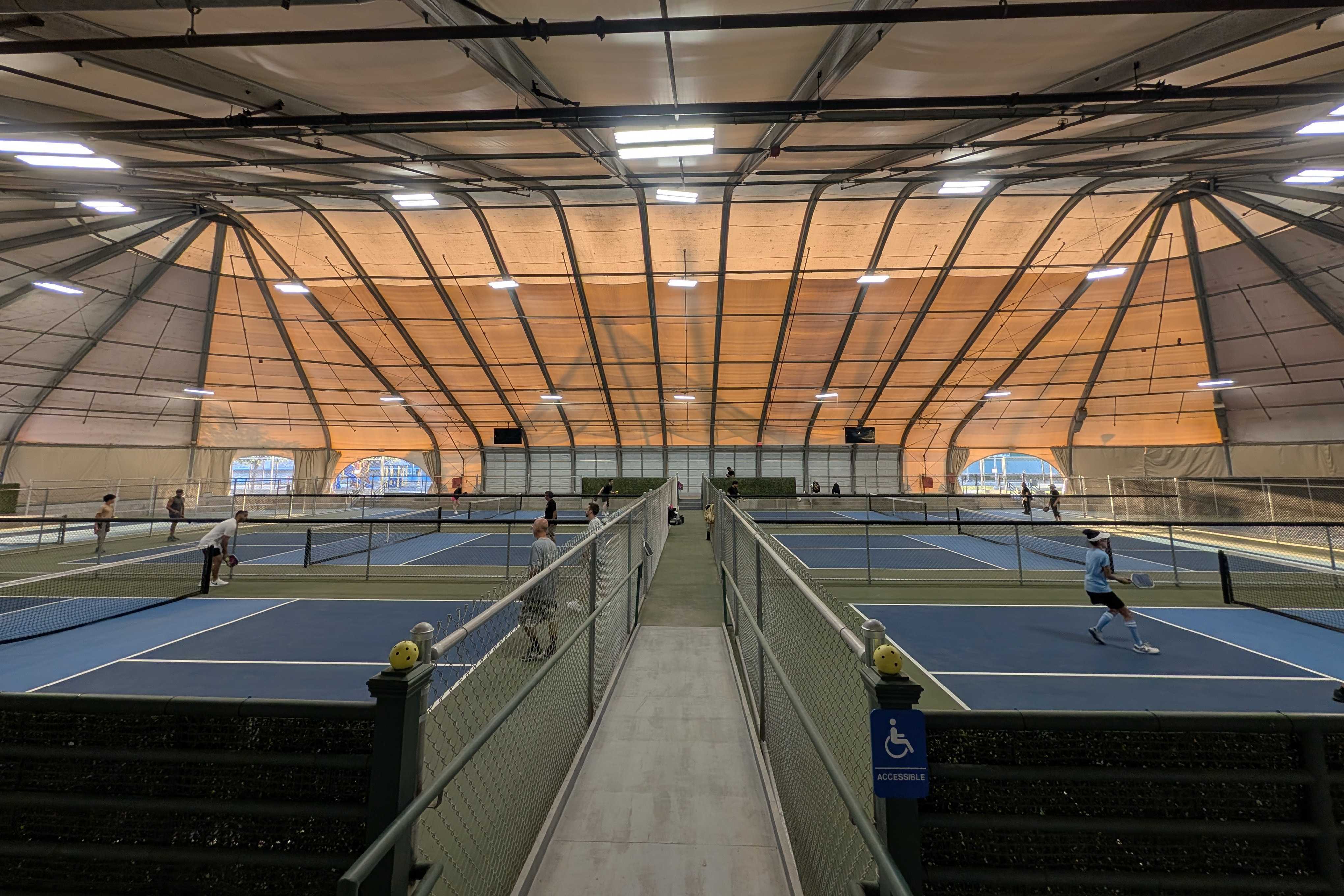 Build Pickleball pickleball courts
