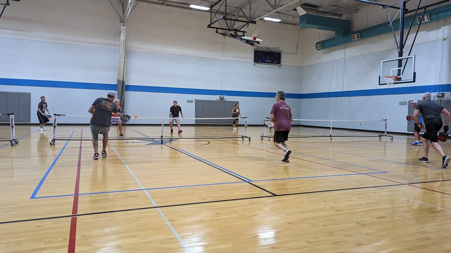 Edwardsville YMCA Niebur Center pickleball courts