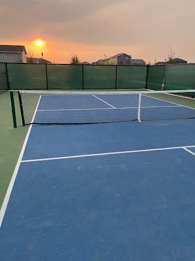 Meadowlark Park pickleball courts