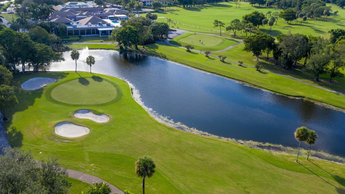 Boca Lago Country Club pickleball courts
