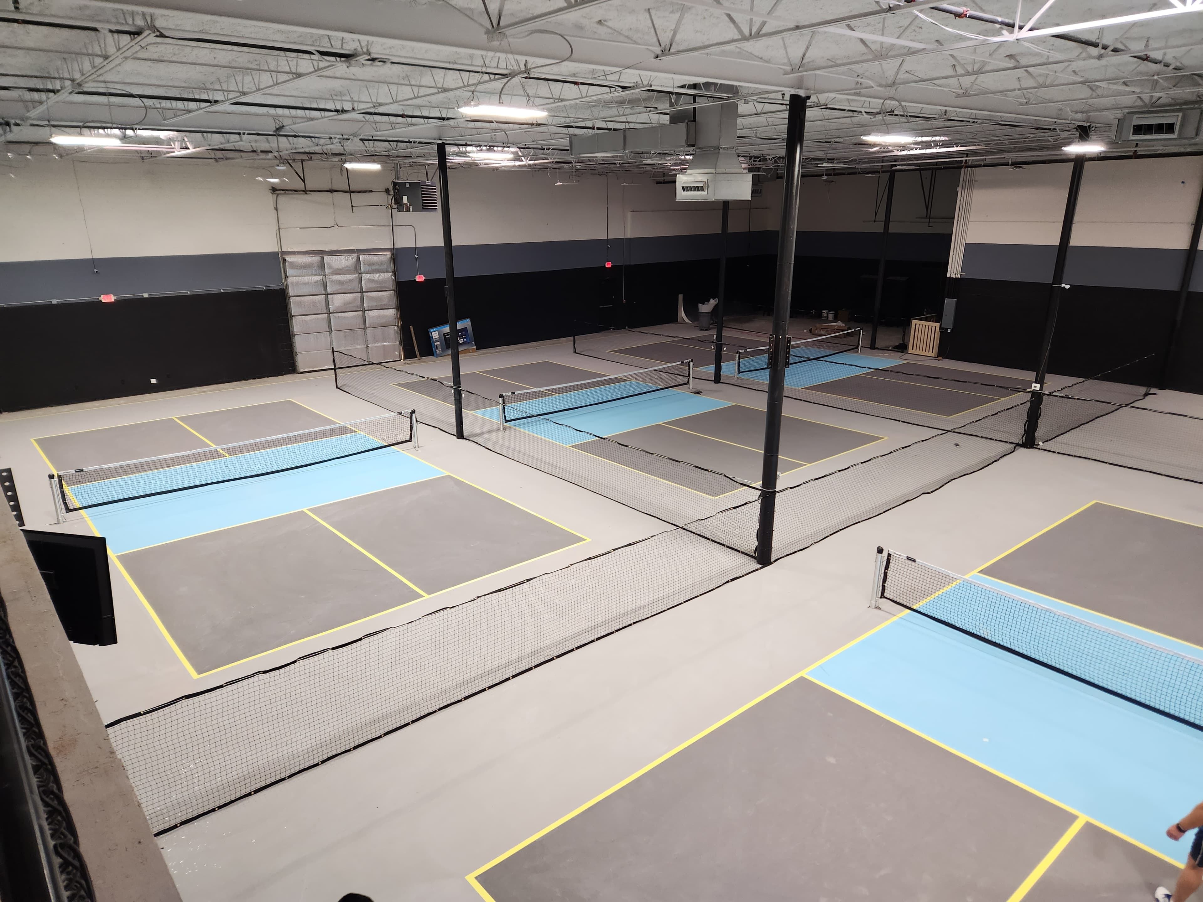 DFW Indoor Pickleball (DiP) pickleball courts