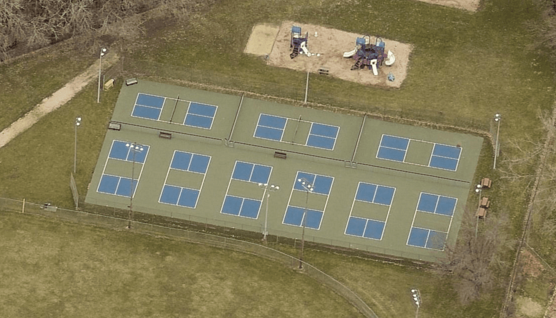 Veterans Memorial Park pickleball courts