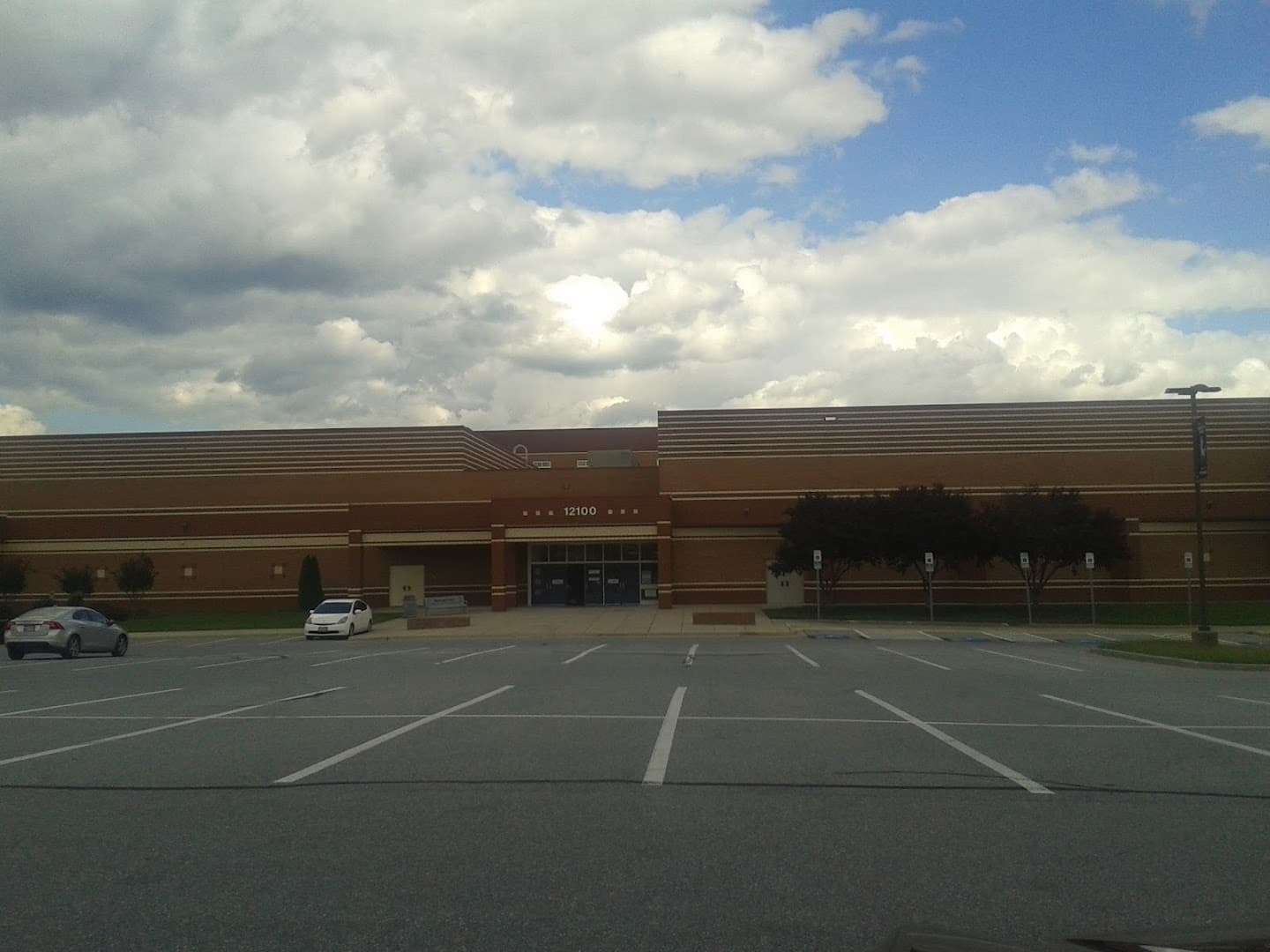 Marriotts Ridge High School pickleball courts