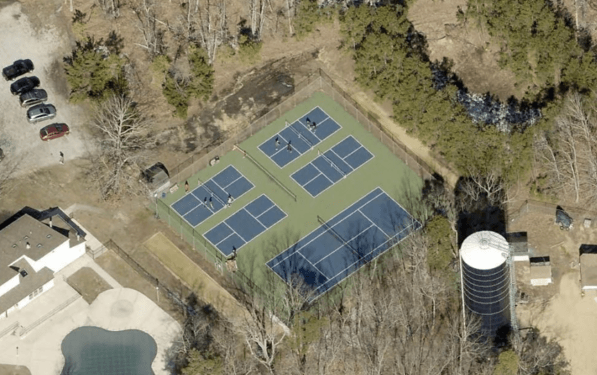 Oaks of Weymouth pickleball courts