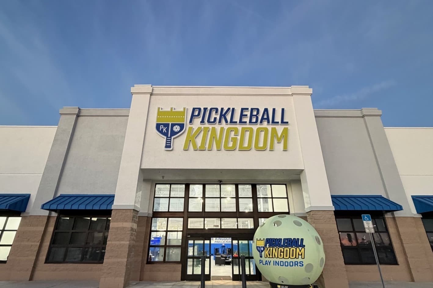Pickleball Kingdom Pinellas Park pickleball courts