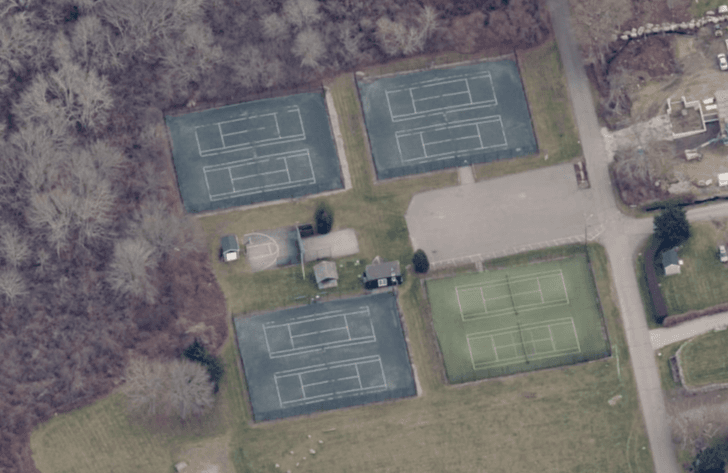 Seaside Beach Club pickleball courts