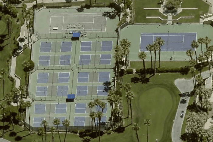 Palm Valley Country Club pickleball courts