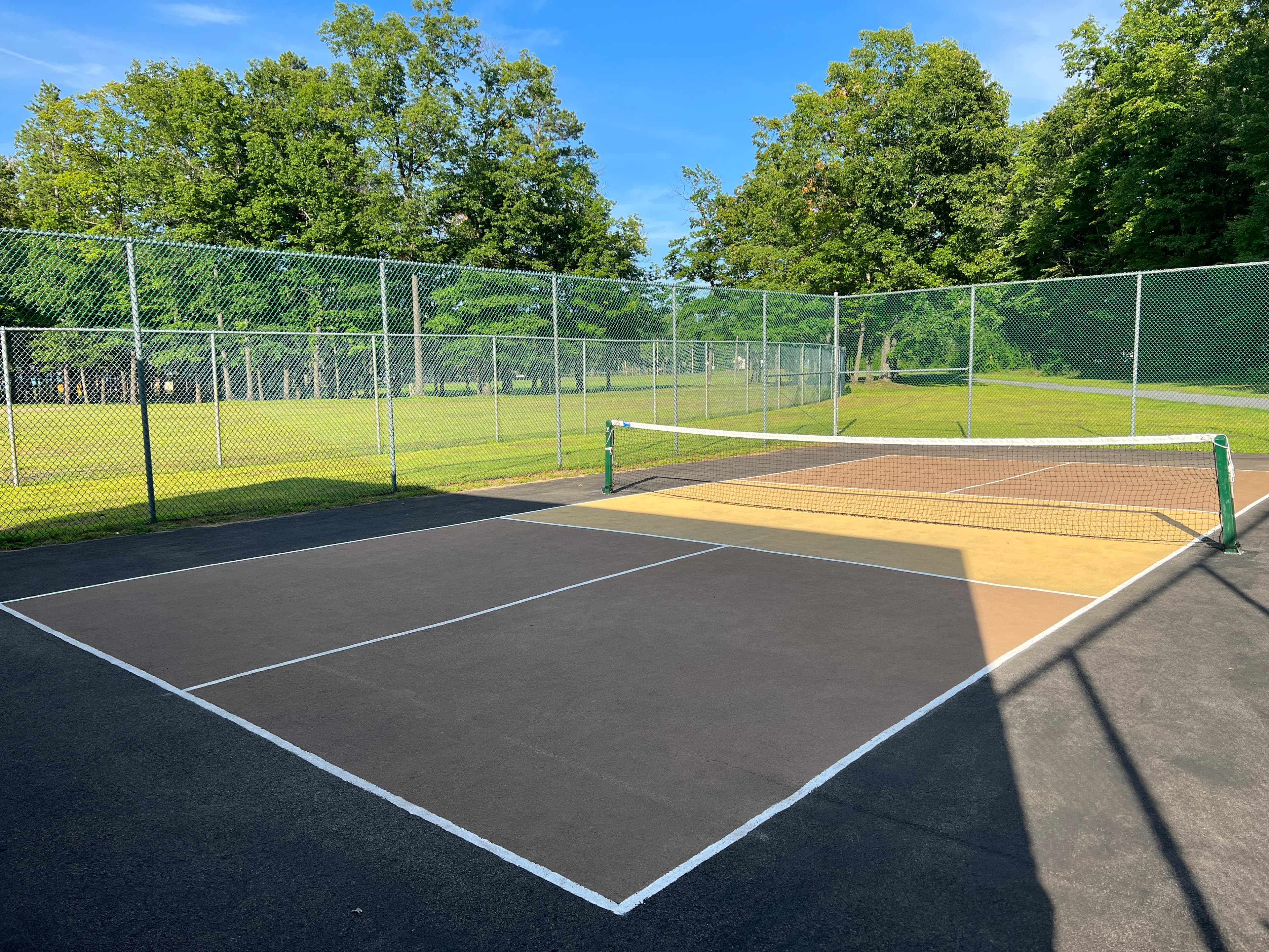 Kimball-Burgess Memorial Park pickleball courts