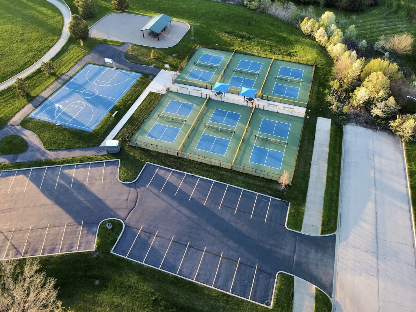 Hecht Park pickleball courts