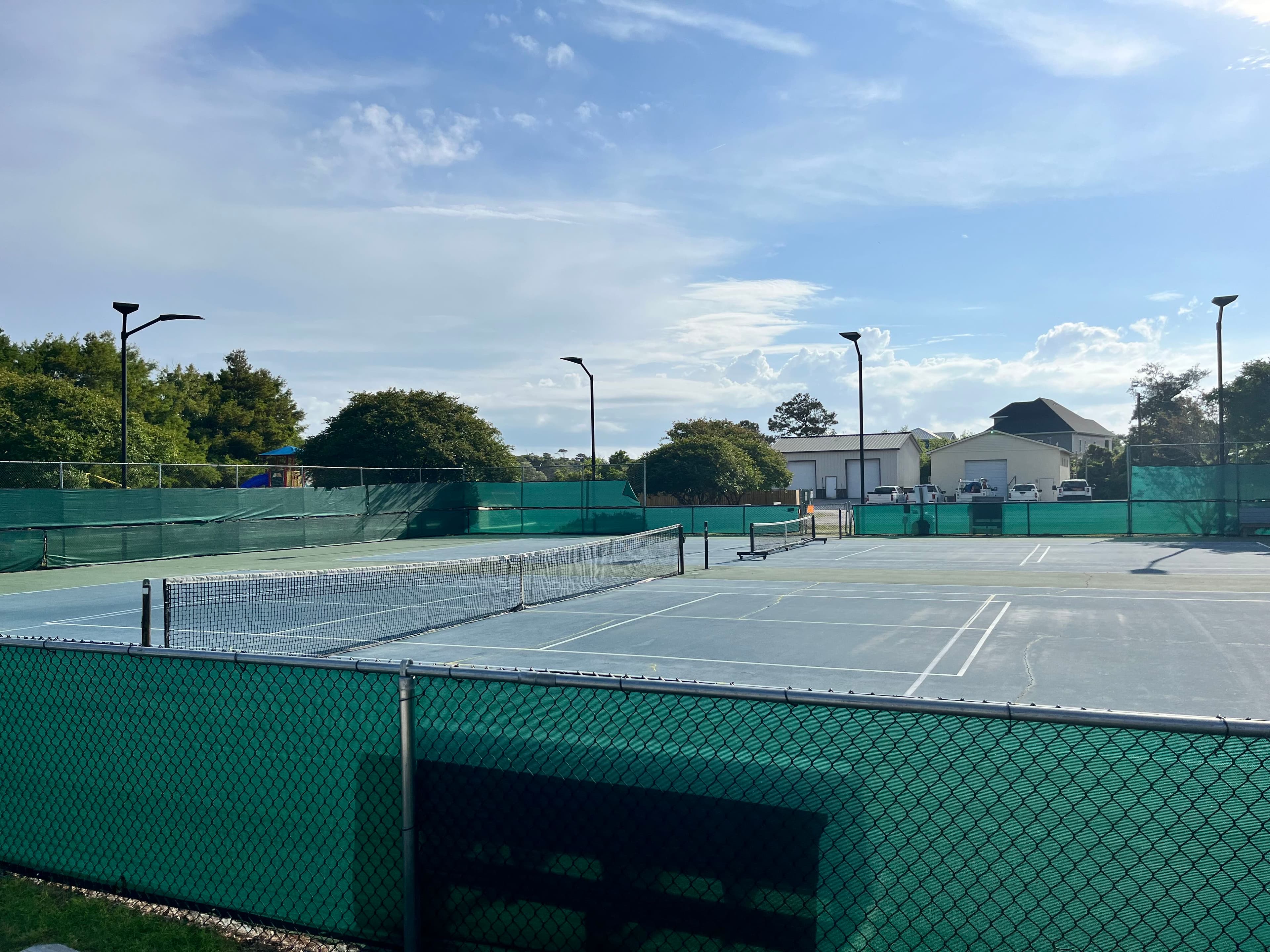 Emerald Isle Community Center pickleball courts