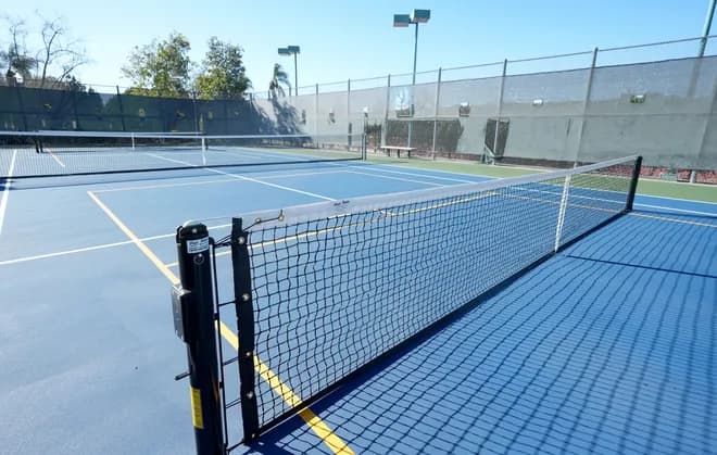 Fillmore Tennis and Swim Center pickleball courts