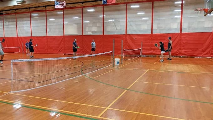 Fonde Recreation Center pickleball courts