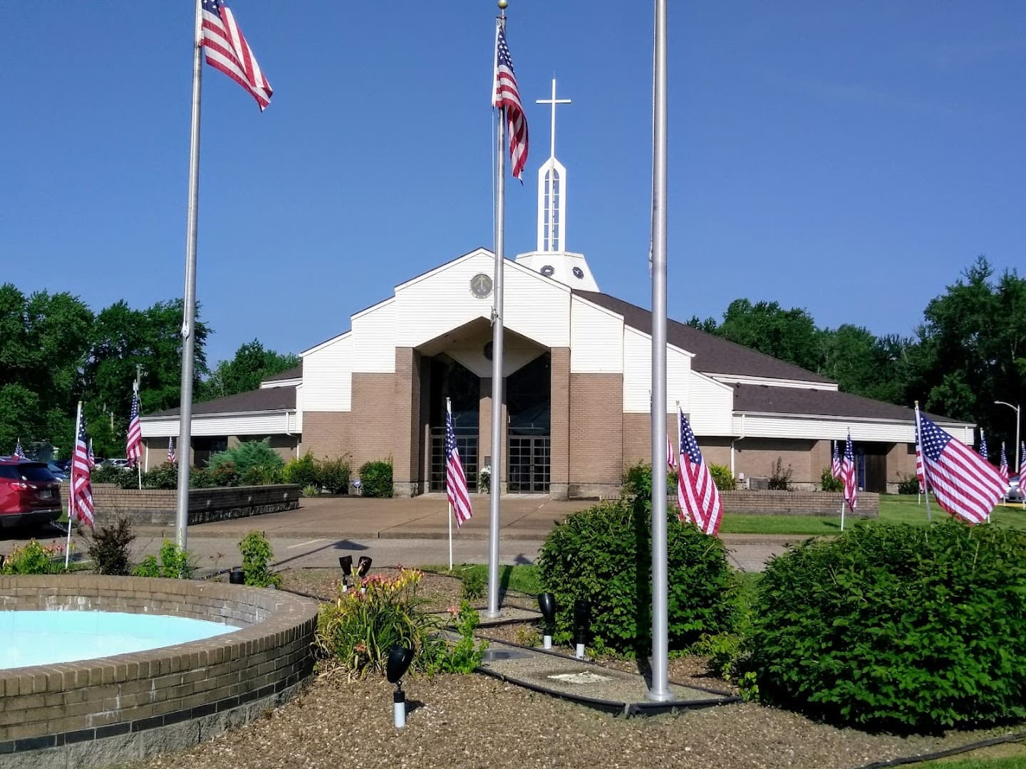 The Cathedral pickleball courts