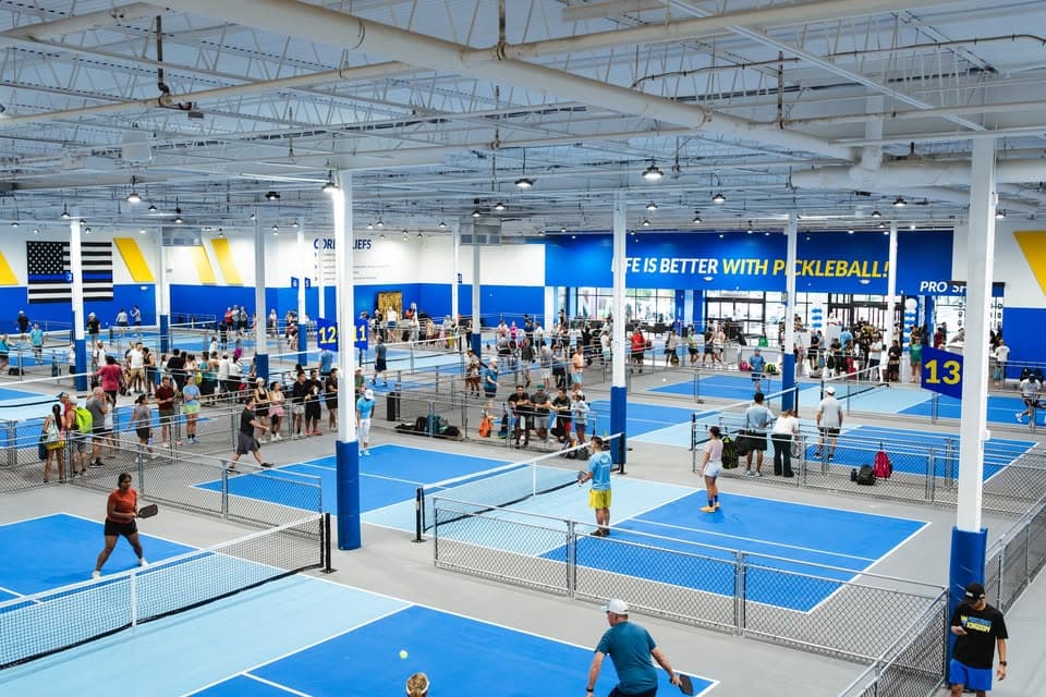 Pickleball Kingdom - Menomonee Falls pickleball courts