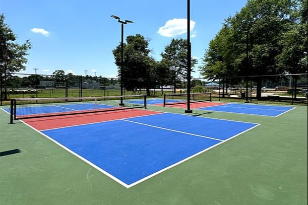 Semmes Community Center pickleball courts