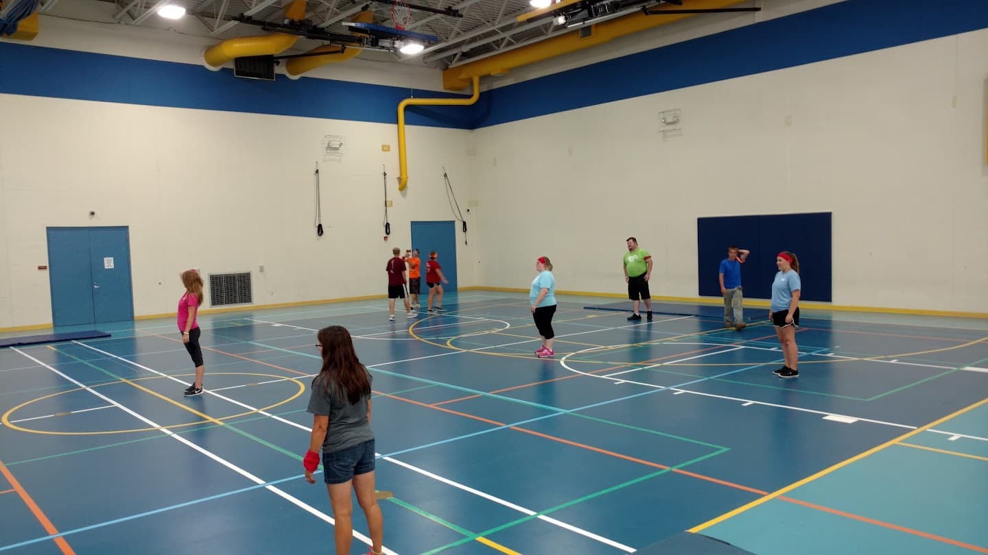 Rivers Edge Recreation Center pickleball courts