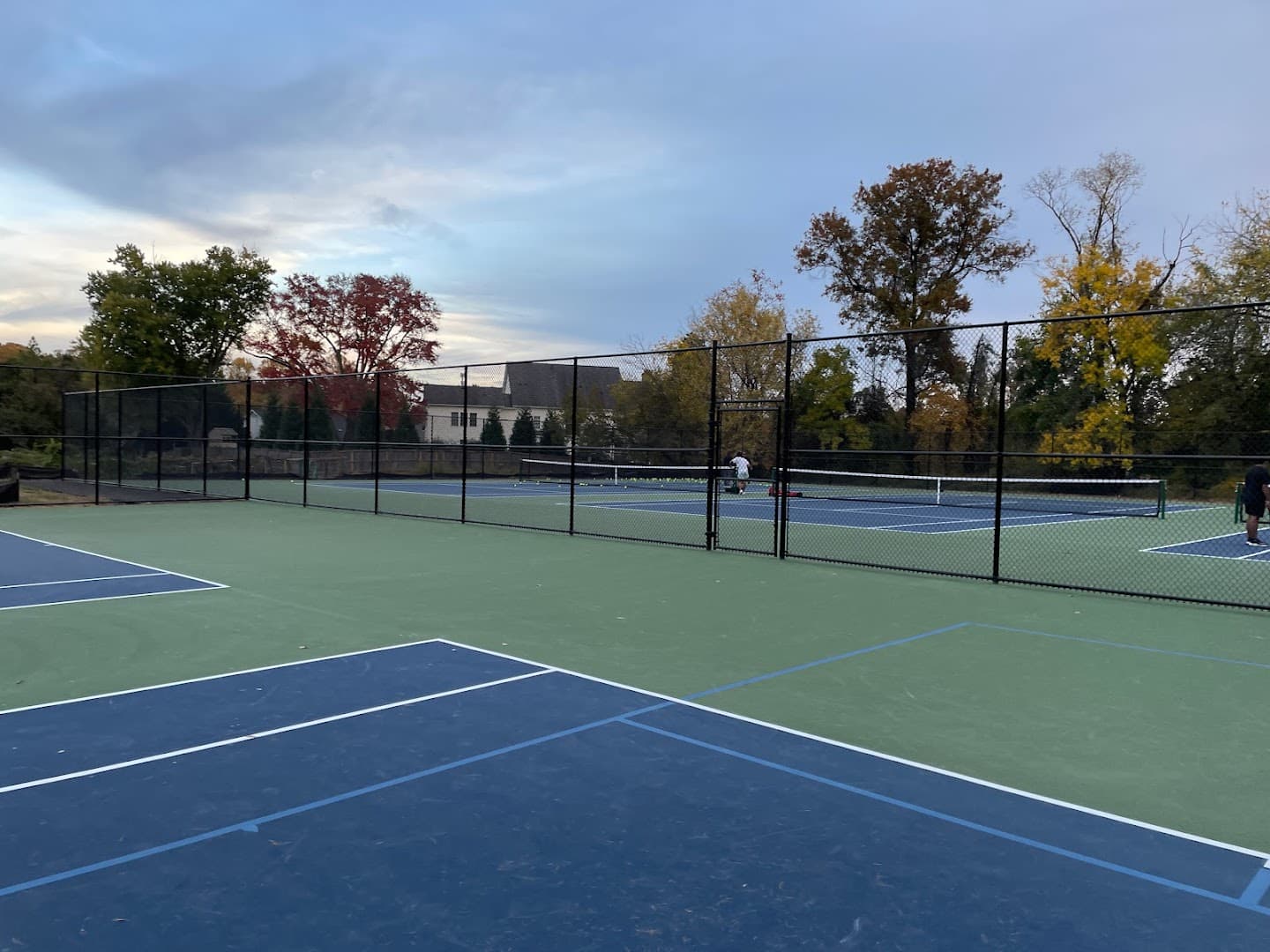 Lewinsville Park pickleball courts