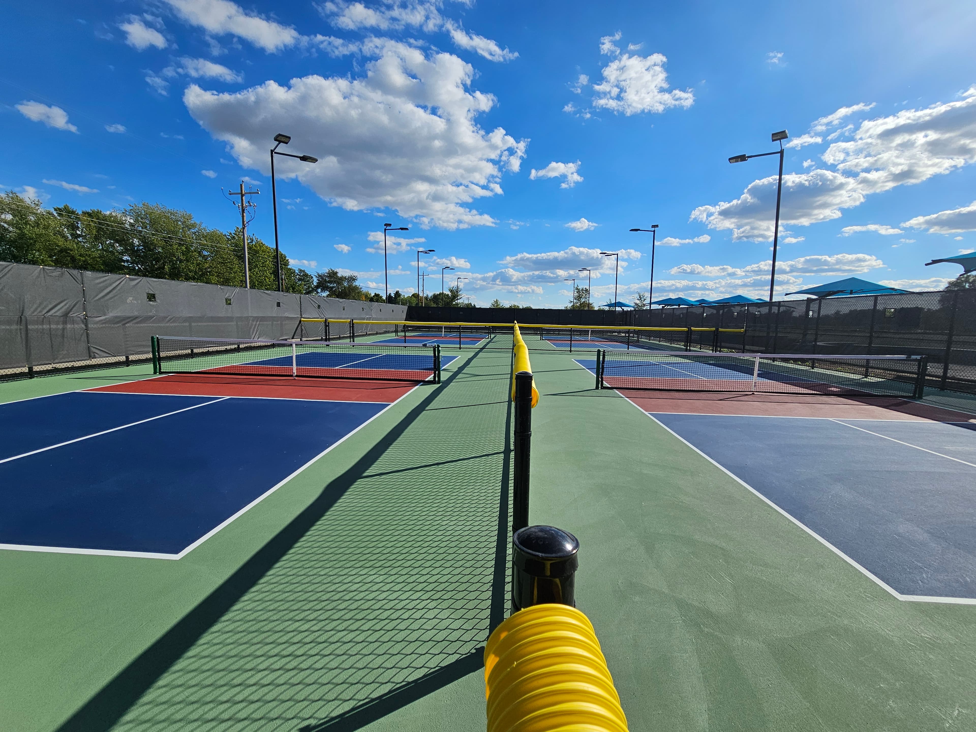 Hickory Glen Park pickleball courts