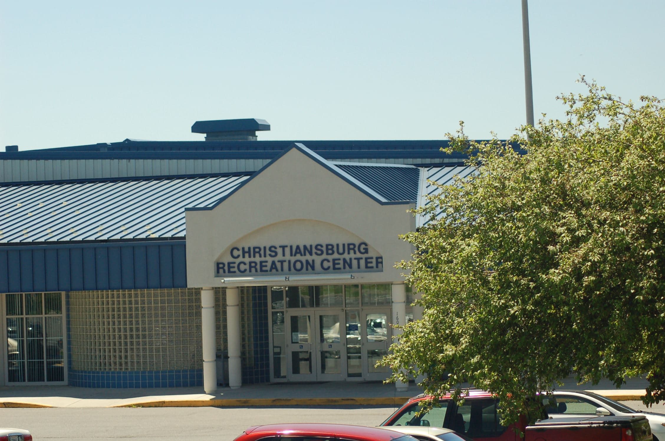 Christiansburg Recreation Center pickleball courts