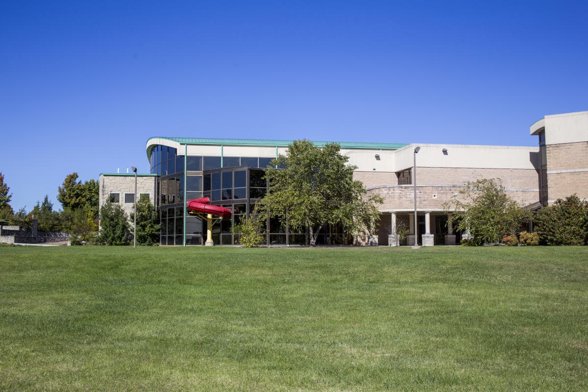 Chesterfield Family Center pickleball courts