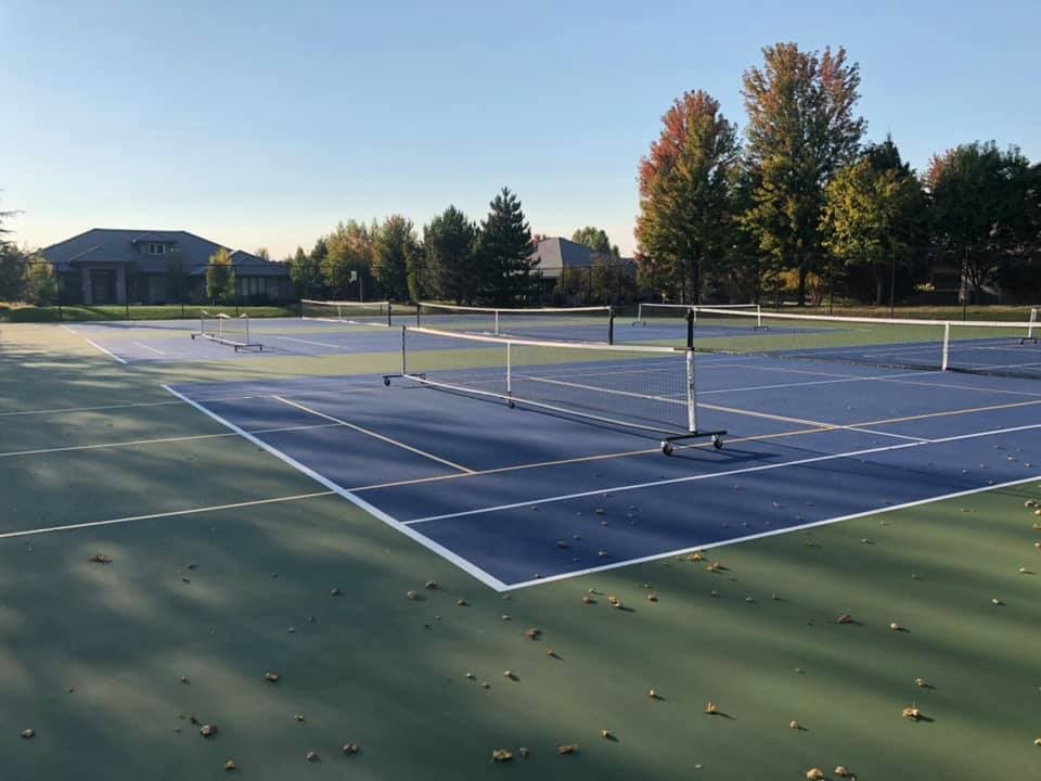 SpurWing Country Club pickleball courts