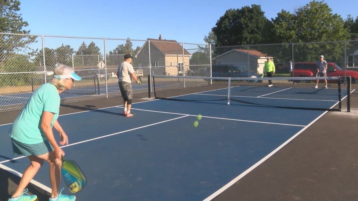 Stanton Street Courts pickleball courts