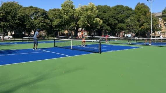 Columbus Park pickleball courts
